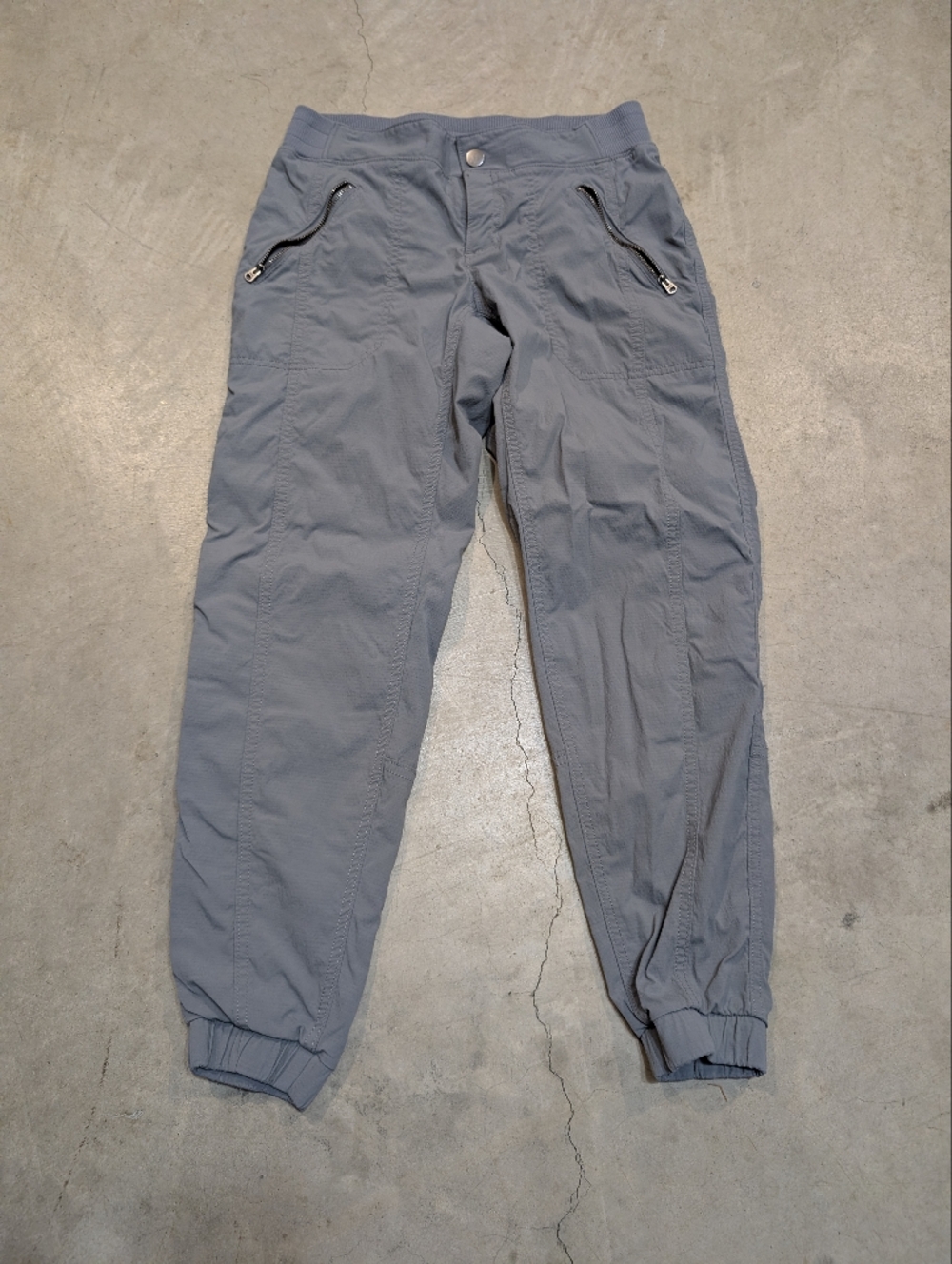 Athleta Trekki Women's 6 Jogger Pants Gray